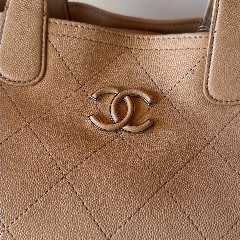 Chanel Lady Coco Shopping Tote‎ - Picture 3 of 11